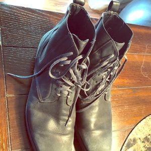 Varvatos stressed black leather boots